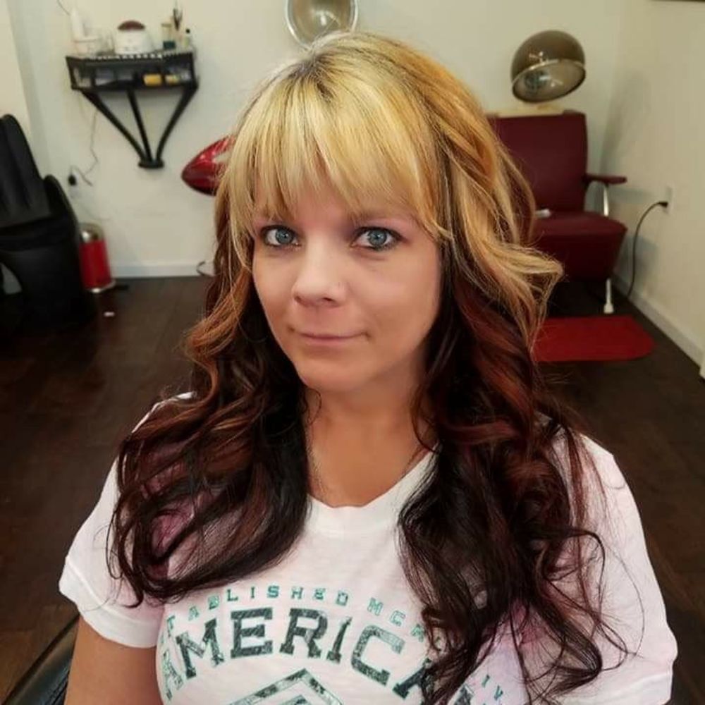 Meet your Posher, Kendra